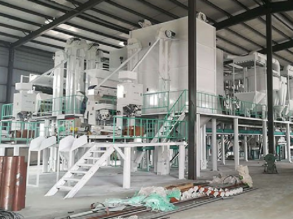 成套<a href=http://www.171km.com/product/ target=_blank class=infotextkey>玉米深加工設備</a>